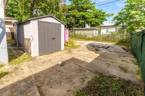 1737-1739 NW 47th Terrace Miami FL 33142