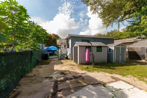 1737-1739 NW 47th Terrace Miami FL 33142