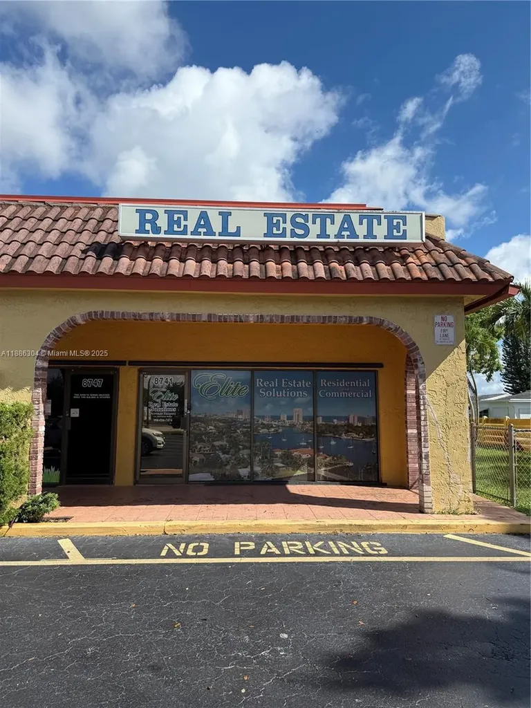 8741 NW 57th Street Tamarac FL 33351