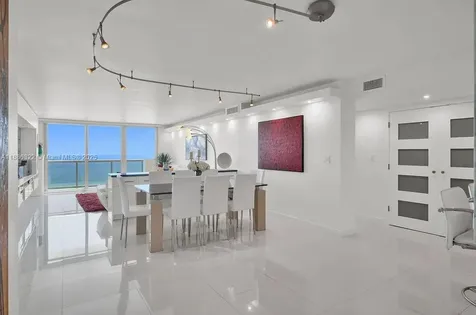 6039 Collins Avenue Miami Beach FL 33140