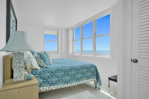 6039 Collins Avenue Miami Beach FL 33140