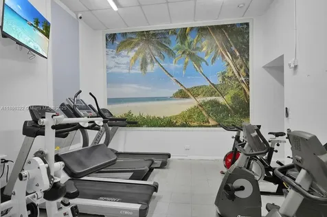 6039 Collins Avenue Miami Beach FL 33140