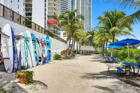 6039 Collins Avenue Miami Beach FL 33140