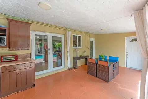 10920 SW 41st Street Miami FL 33165