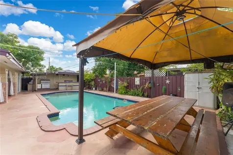 10920 SW 41st Street Miami FL 33165