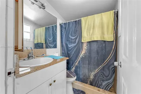 10920 SW 41st Street Miami FL 33165