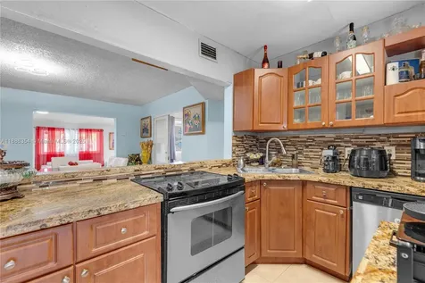 10920 SW 41st Street Miami FL 33165