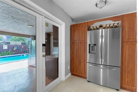 10920 SW 41st Street Miami FL 33165