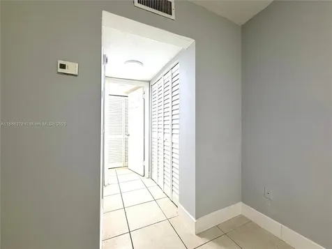 1885 NE 121st Street North Miami FL 33181