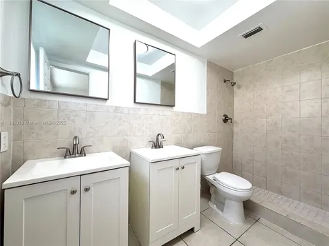 1885 NE 121st Street North Miami FL 33181