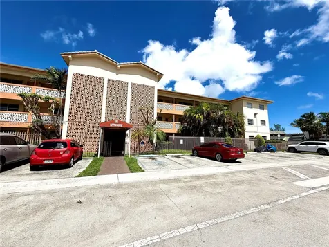 1885 NE 121st Street North Miami FL 33181