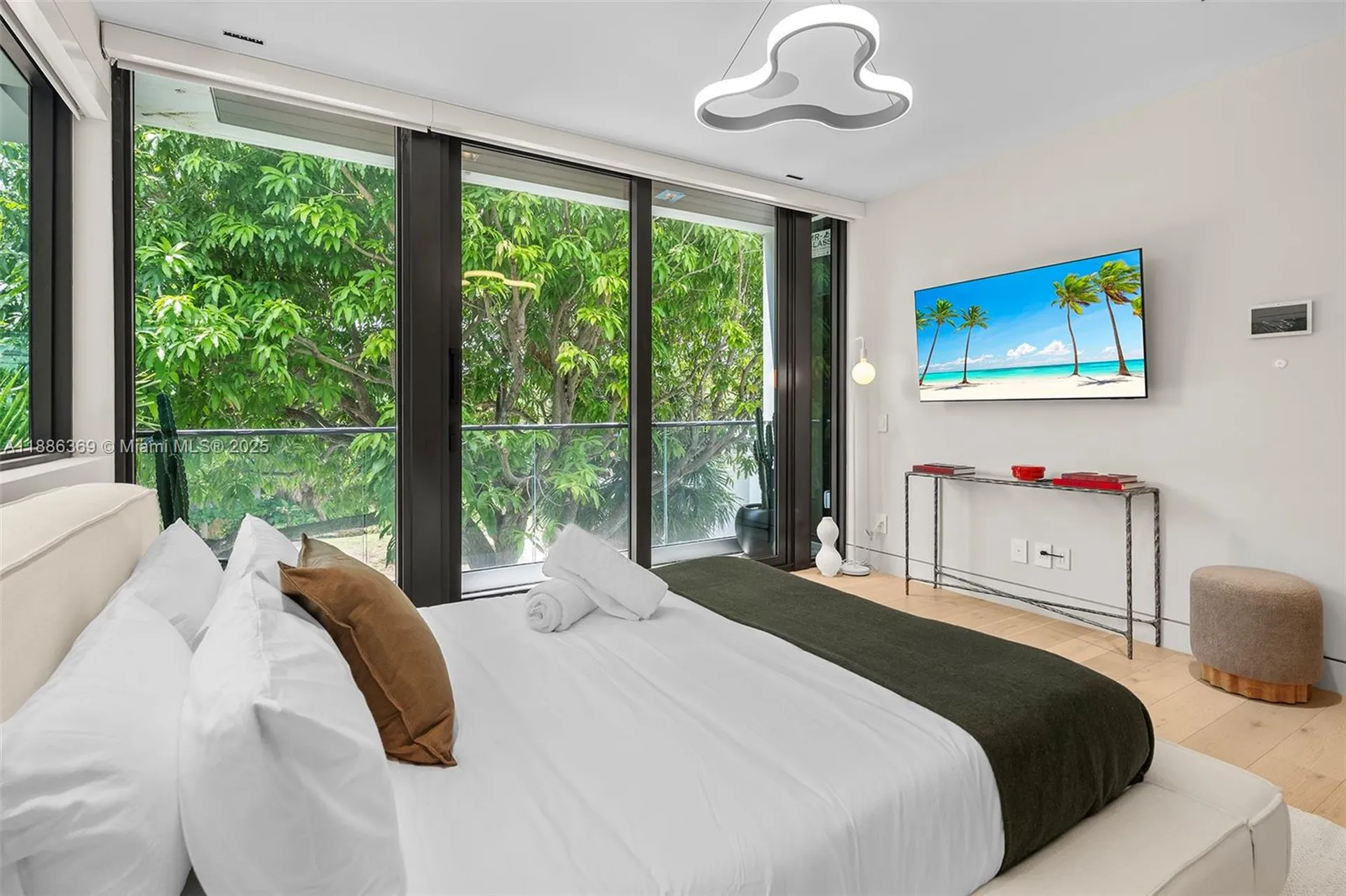 3306 NE 16th Street Fort Lauderdale FL 33304