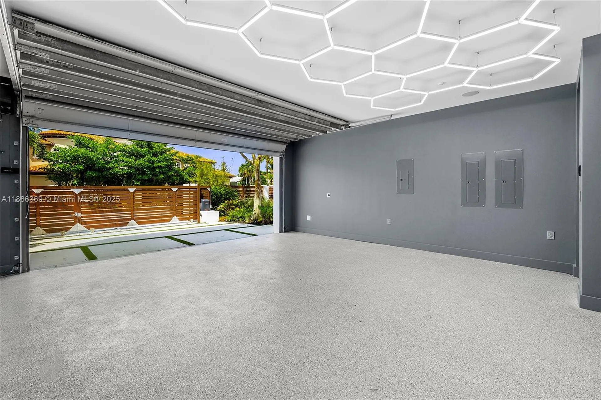 3306 NE 16th Street Fort Lauderdale FL 33304