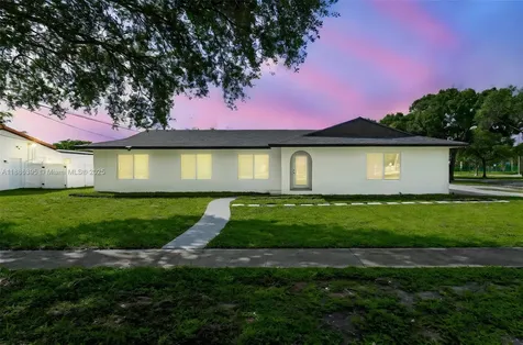 5360 SW 9th Street Plantation FL 33317