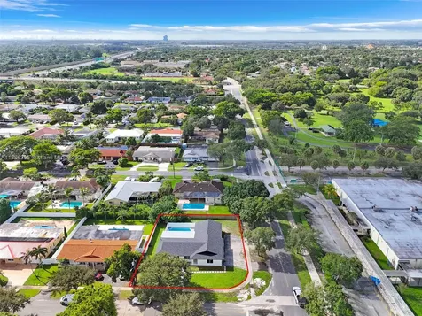 5360 SW 9th Street Plantation FL 33317