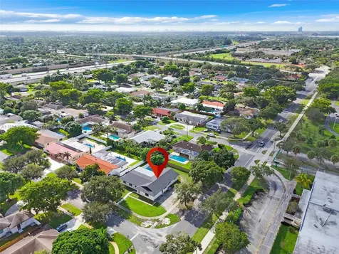 5360 SW 9th Street Plantation FL 33317