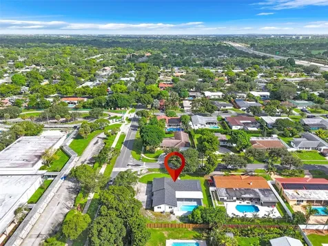 5360 SW 9th Street Plantation FL 33317