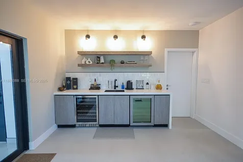 10506 SW 89 Place Miami FL 33176