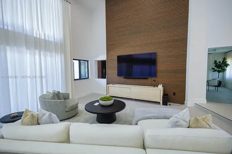 10506 SW 89 Place Miami FL 33176