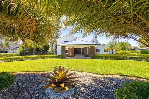 10506 SW 89 Place Miami FL 33176