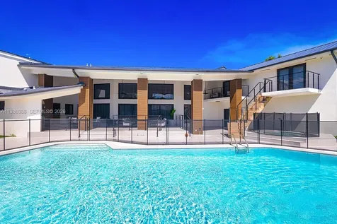 10506 SW 89 Place Miami FL 33176
