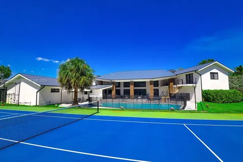 10506 SW 89 Place Miami FL 33176