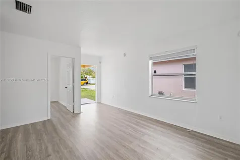 244 NW 179th Street Miami Gardens FL 33169