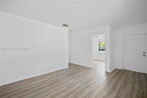 244 NW 179th Street Miami Gardens FL 33169