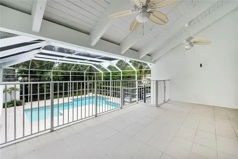 7605 SW 160th Terrace Palmetto Bay FL 33157