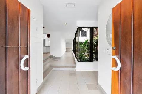7605 SW 160th Terrace Palmetto Bay FL 33157