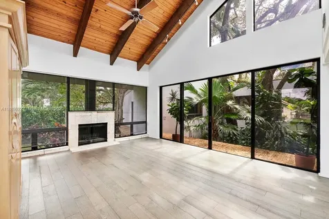 7605 SW 160th Terrace Palmetto Bay FL 33157