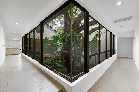 7605 SW 160th Terrace Palmetto Bay FL 33157