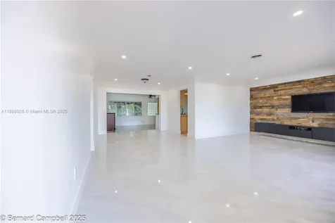 6612 Dahlia Drive Miramar FL 33023