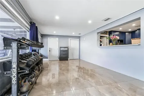 9795 NW 27th Terrace Doral FL 33172