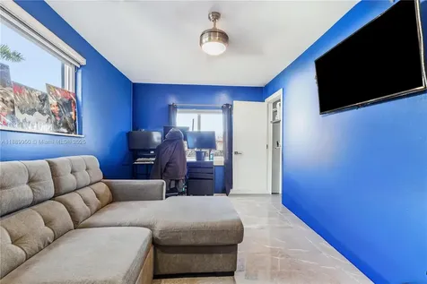 9795 NW 27th Terrace Doral FL 33172