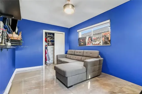 9795 NW 27th Terrace Doral FL 33172