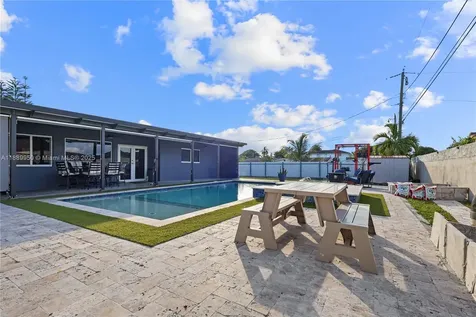 9795 NW 27th Terrace Doral FL 33172