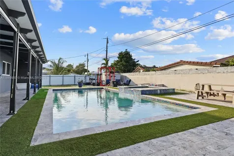 9795 NW 27th Terrace Doral FL 33172