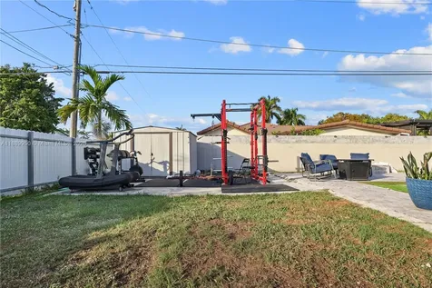 9795 NW 27th Terrace Doral FL 33172