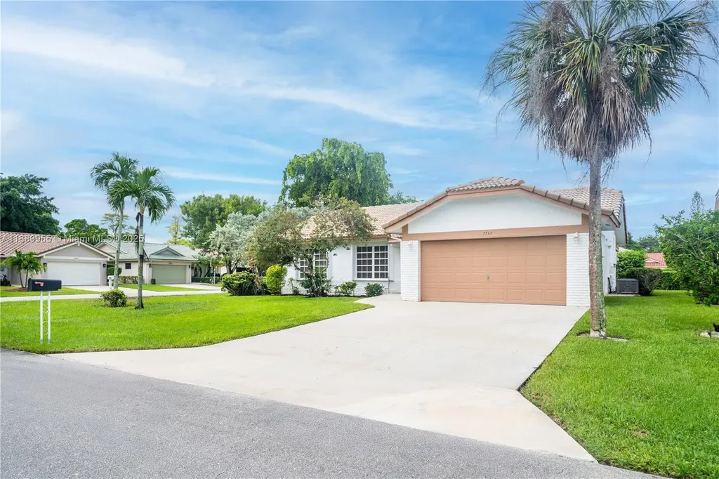 7747 Cloverfield Circle Boca Raton FL 33433