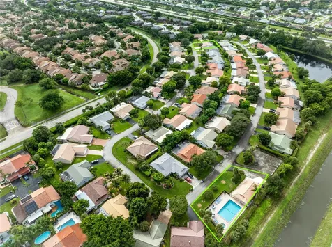 7747 Cloverfield Circle Boca Raton FL 33433