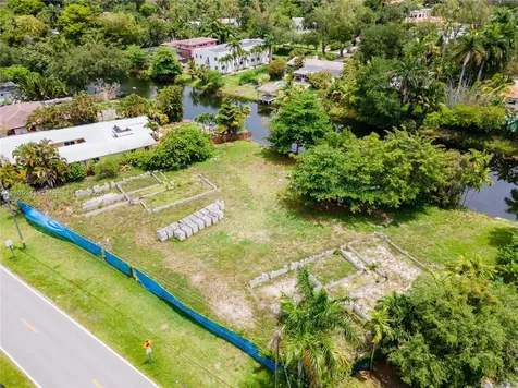 11595 W Biscayne Canal Road Miami FL 33161