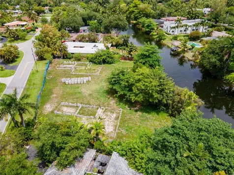 11595 W Biscayne Canal Road Miami FL 33161
