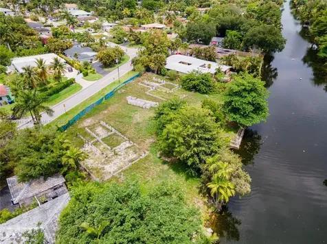 11595 W Biscayne Canal Road Miami FL 33161