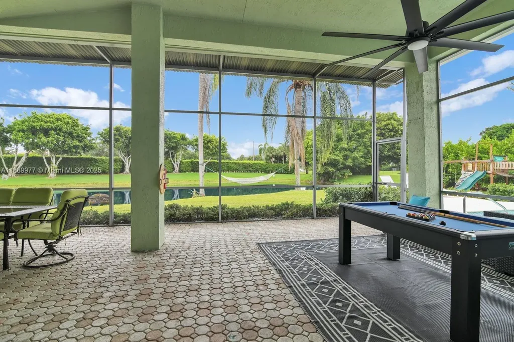 6622 Newport Lake Circle Boca Raton FL 33496