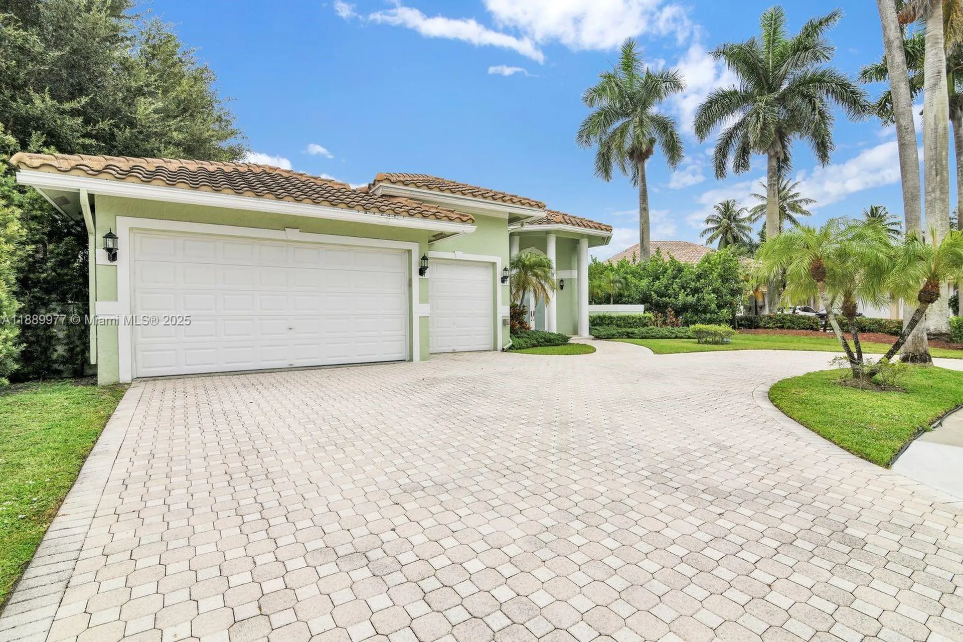 6622 Newport Lake Circle Boca Raton FL 33496
