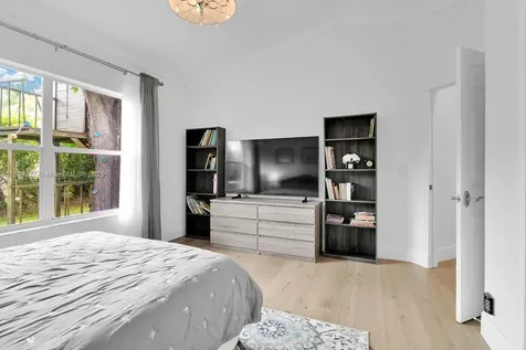 6622 Newport Lake Circle Boca Raton FL 33496