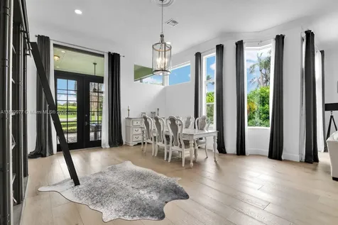 6622 Newport Lake Circle Boca Raton FL 33496