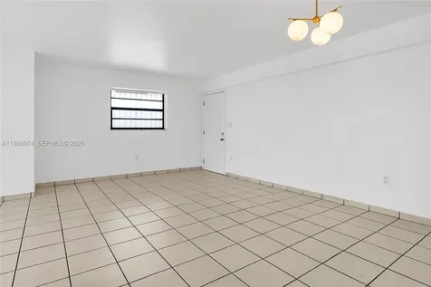 3945 SW 89th Avenue Miami FL 33165