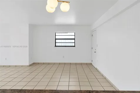 3945 SW 89th Avenue Miami FL 33165